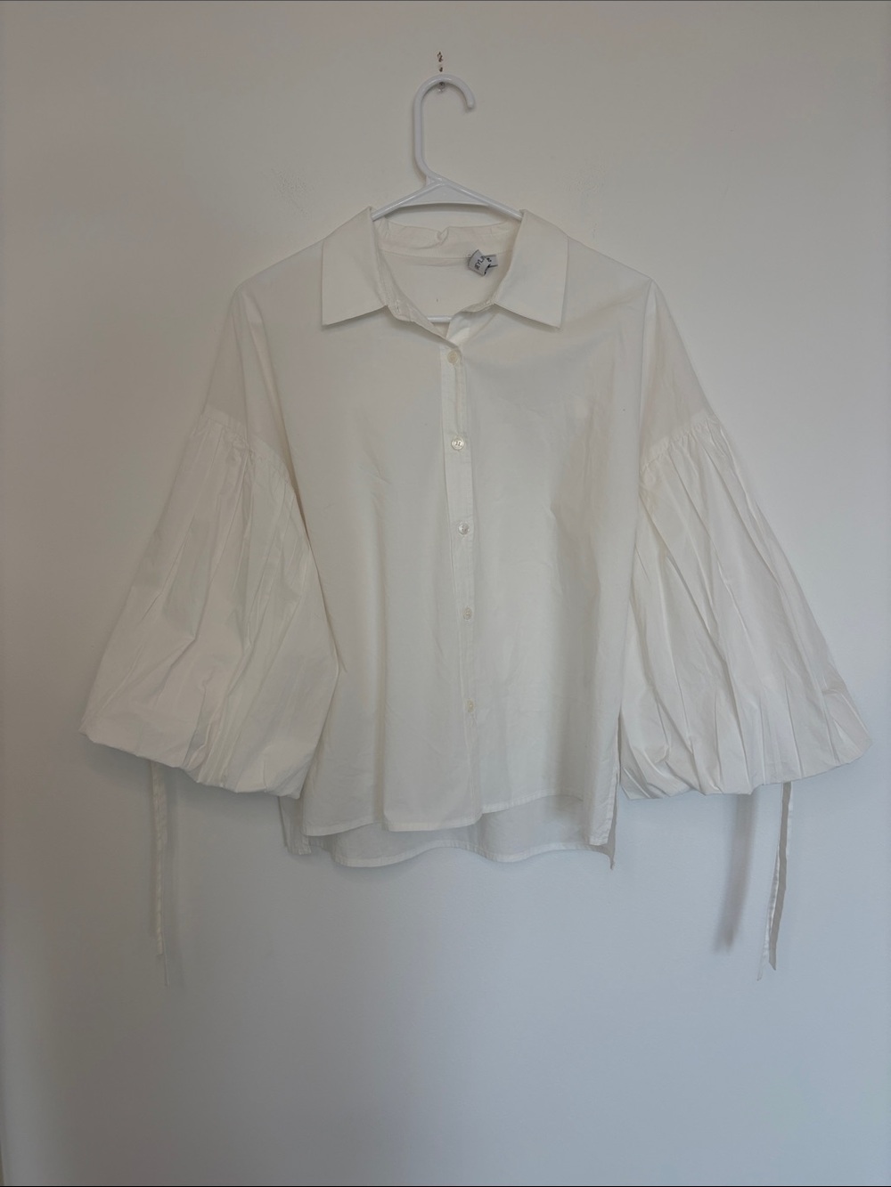 Greylin Balloon Sleeve White Button Down
